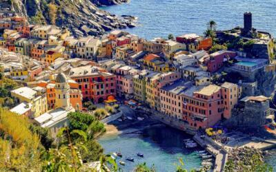 cinque terre 2932111 1920