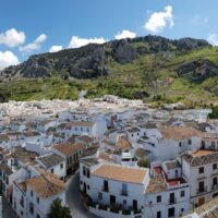 Descubre qué ver en Zuheros: Guía para un viaje mágico