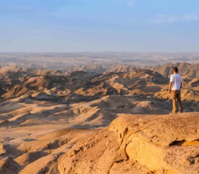 descubriendo swakopmund y el valle lunar un viaje a la eterna welwitschia
