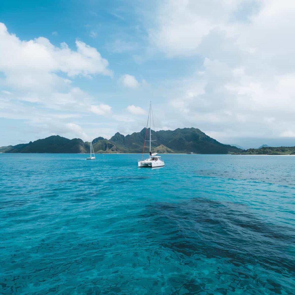 En velero por las Islas Mamanuca de Fiji