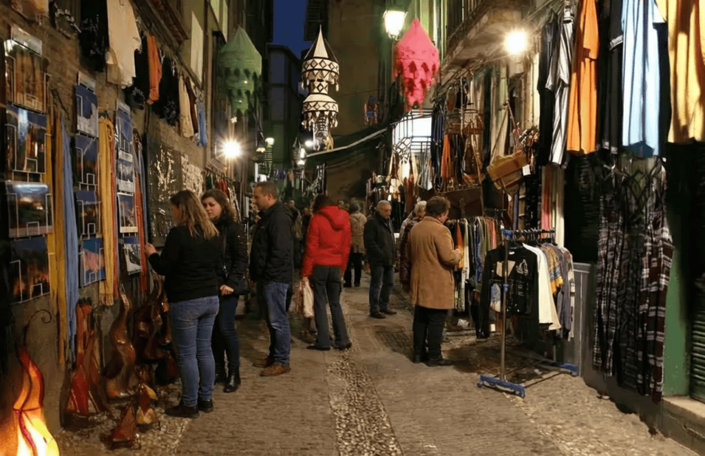 Alcaicería y Plaza Bib‑Rambla