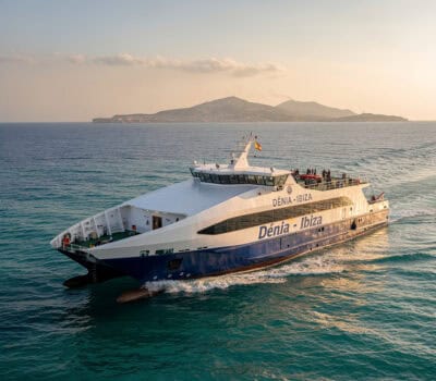 Barco Denia a Ibiza