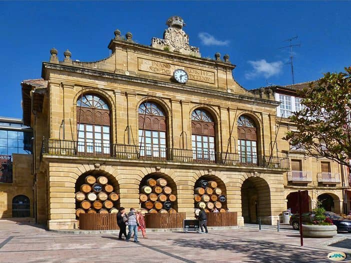 Ayuntamiento de Haro en la Plaza de la Paz