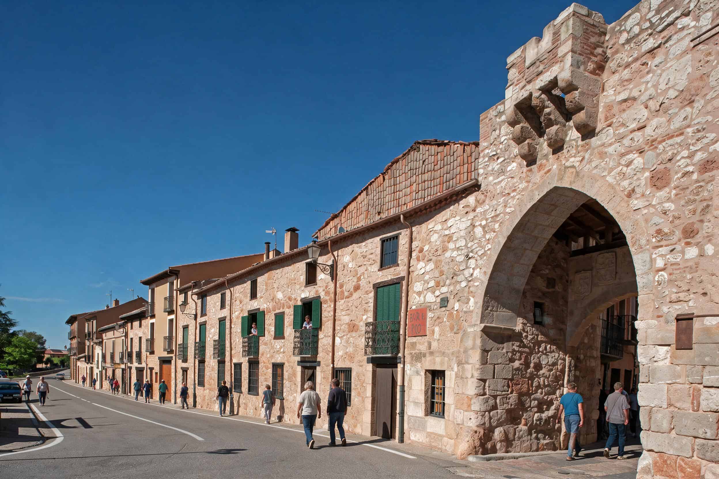 El Arco y el Puente sobre el río Aguisejo en Ayllón