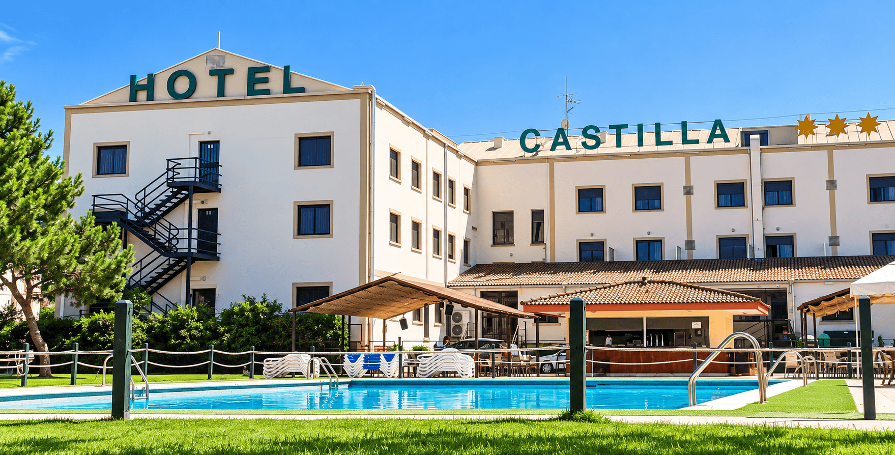 Hotel Castilla en Torrijos (Toledo), hotel de tres estrellas con piscina y parking gratuito